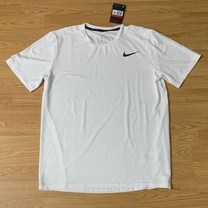 Nike Dri Fit White Black Short Sleeve Tee Size Large Men’s